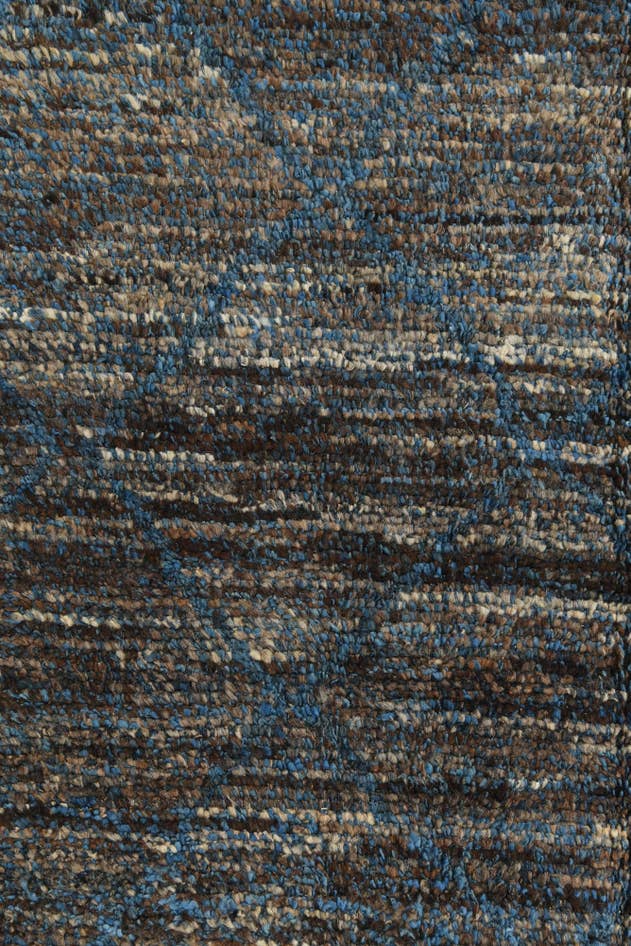 Detail image of 6' 3 x 9' 2 Hand Knotted Moroccan Wool Rug