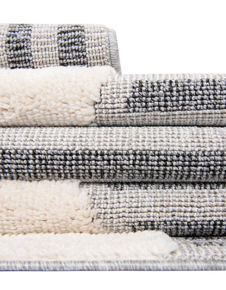 Detail image of 7' 10 x 7' 10 Whimsy Kids Square Rug