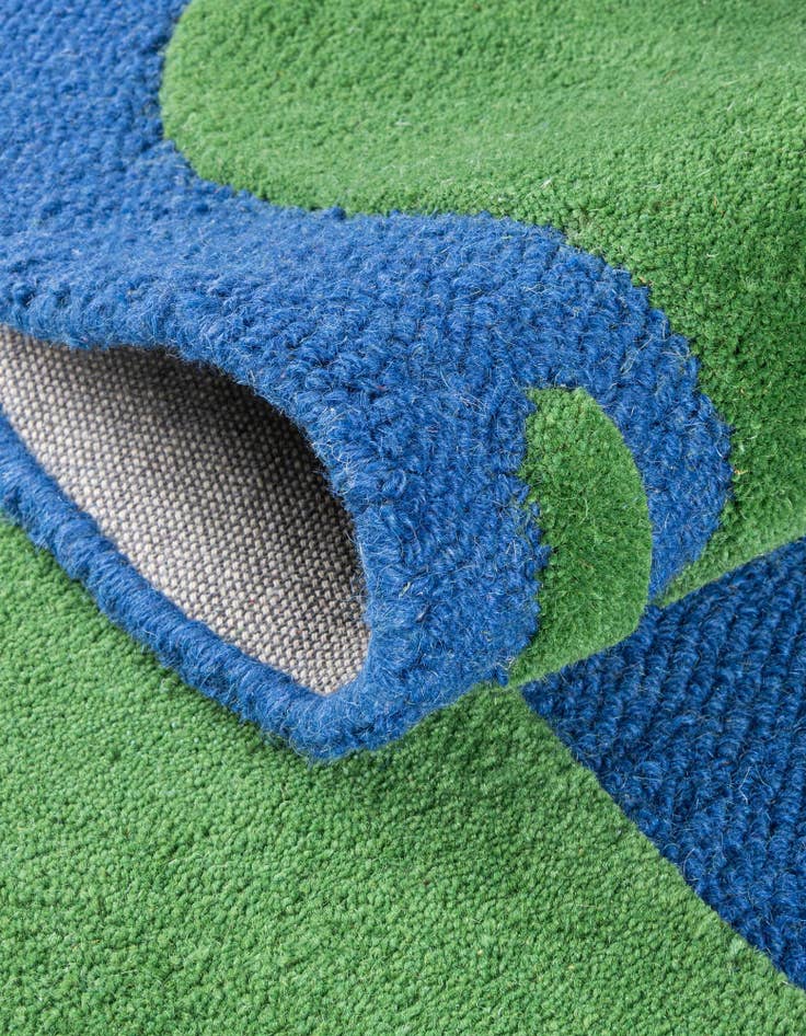 Detail image of 6' 1 x 6' 1 Playtime Kids Wool Freeform Rug