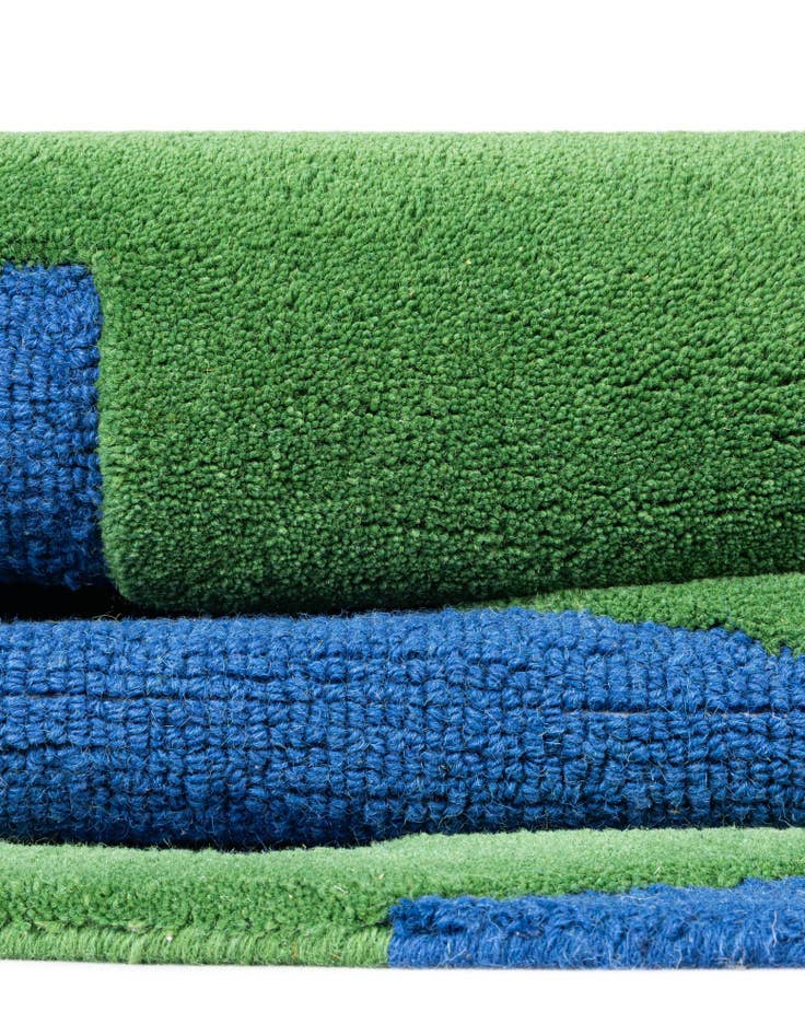 Detail image of 5' 1 x 5' 1 Playtime Kids Wool Freeform Rug