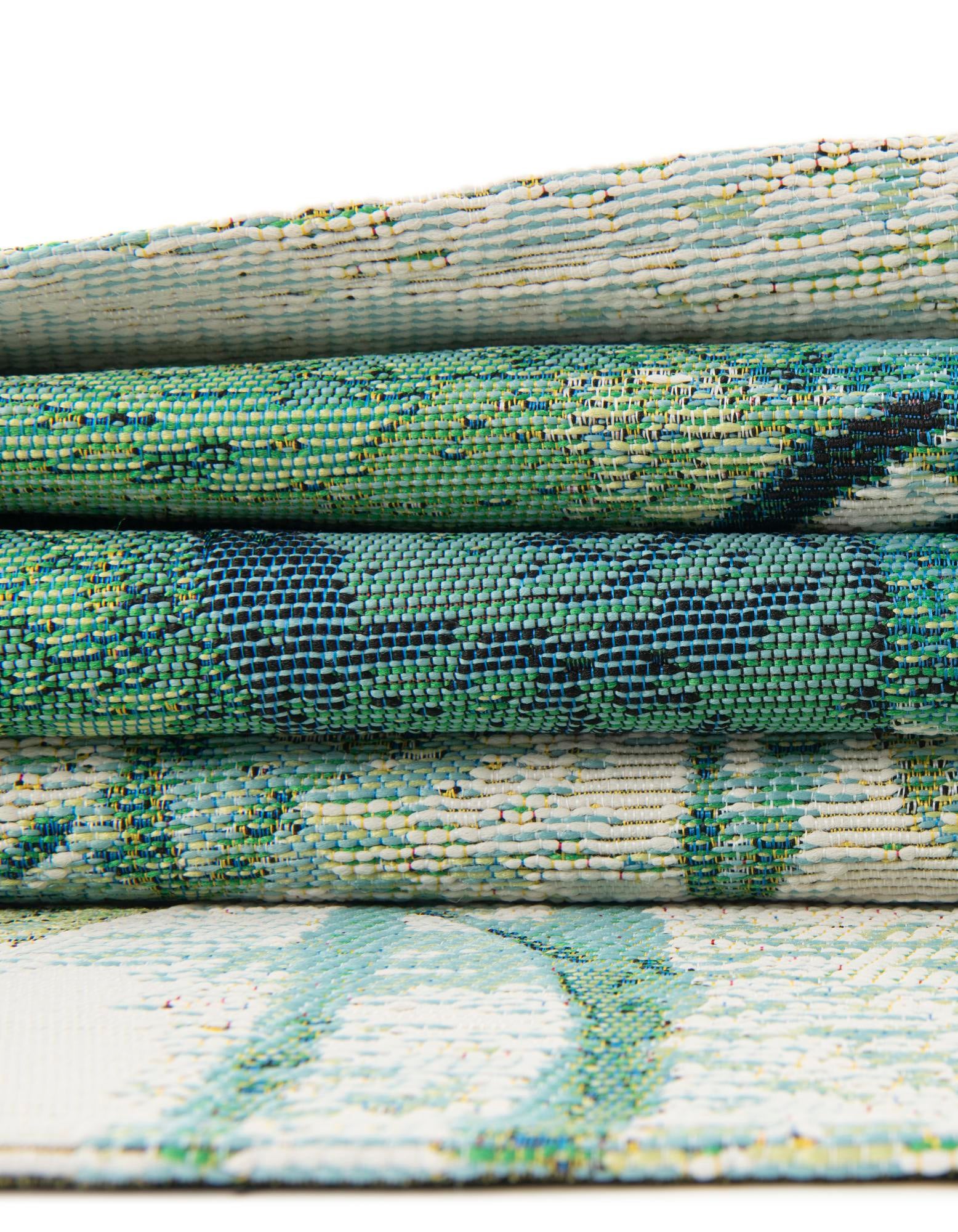 9' x 12' Easy-Clean Botanical Indoor / Outdoor Rug