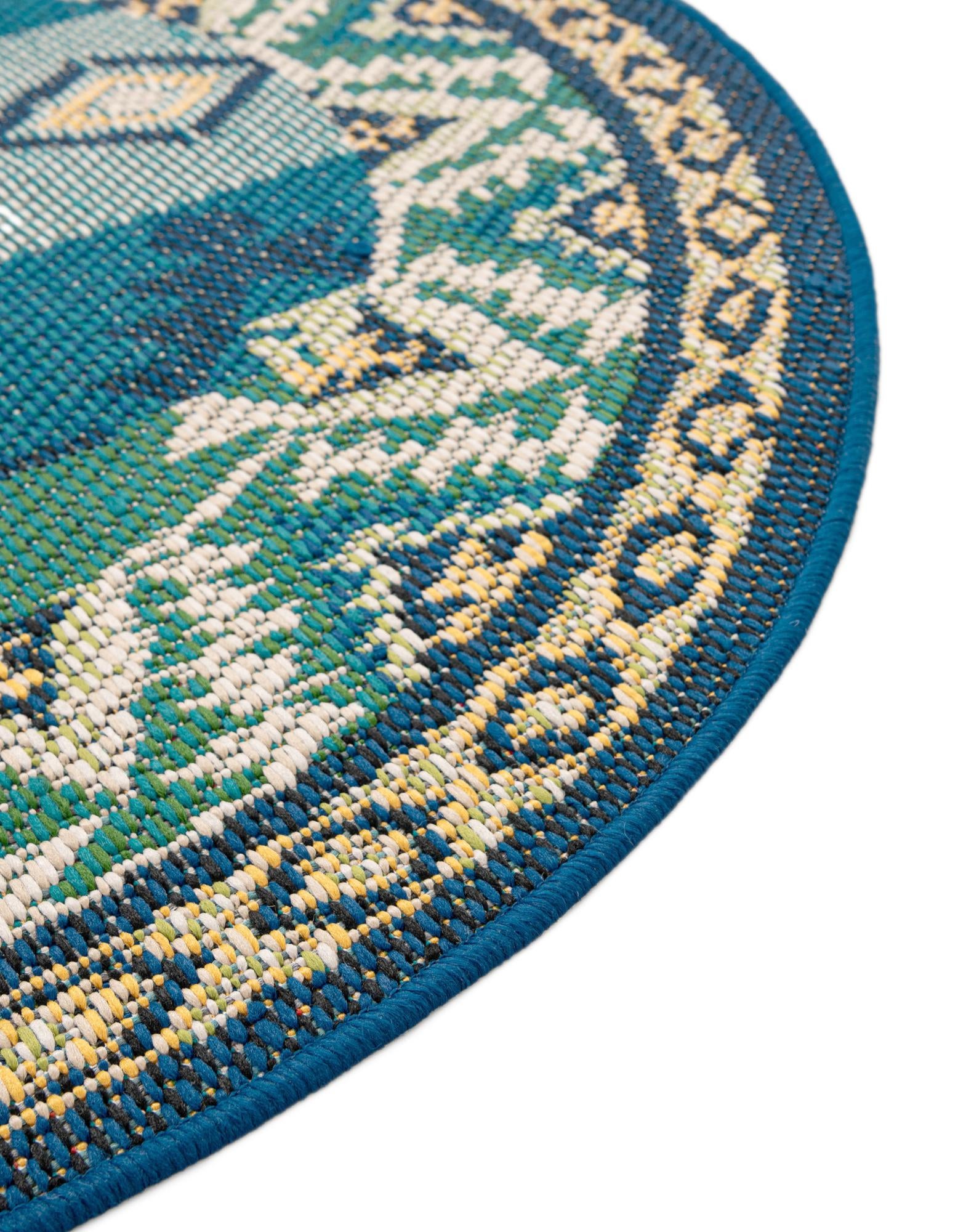7' 10 x 7' 10 Easy-Clean Baja Indoor / Outdoor Round Rug