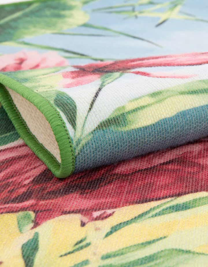 7' 10 x 7' 10 Easy-Clean Jill Zarin Caribbean Indoor / Outdoor Round Rug