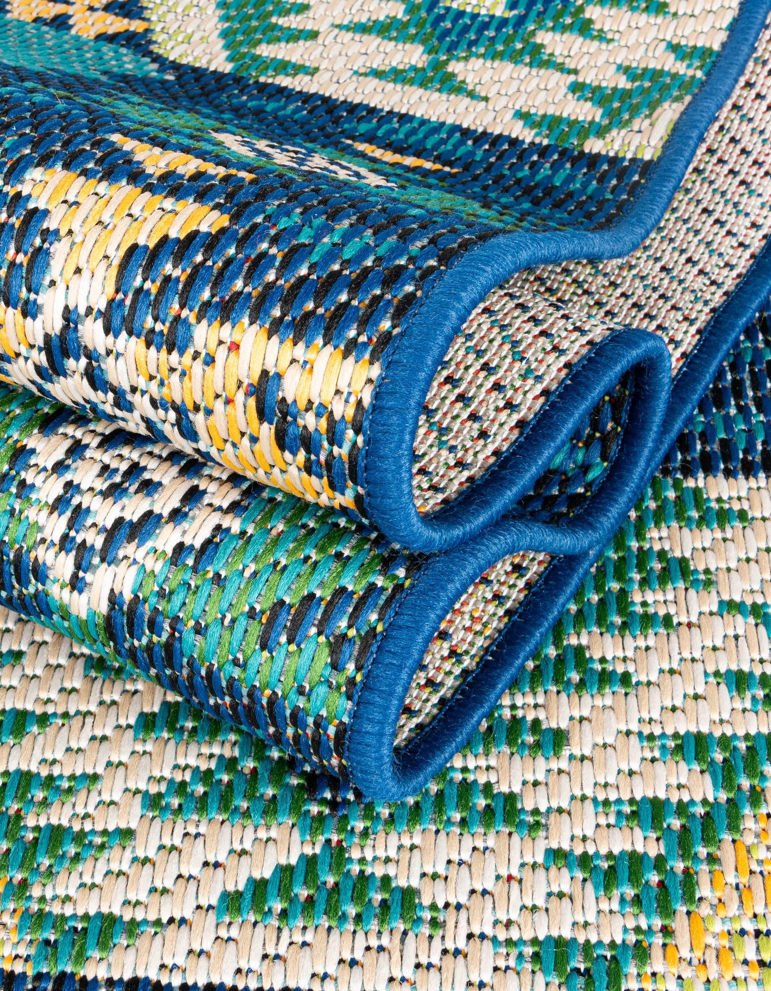 2' x 8' Easy-Clean Baja Indoor / Outdoor Runner Rug