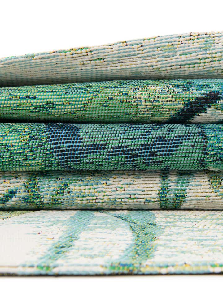 2' x 4' Easy-Clean Botanical Indoor / Outdoor Runner Rug