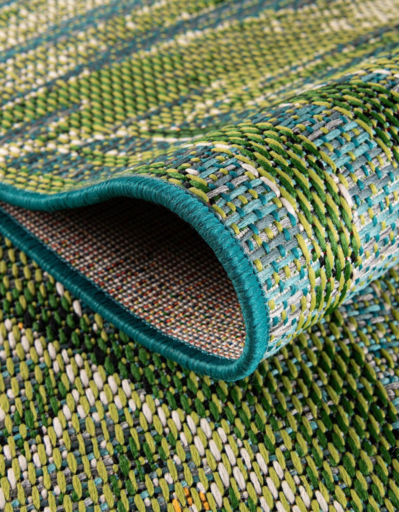 2' 7 x 12' Easy-Clean Botanical Indoor / Outdoor Runner Rug