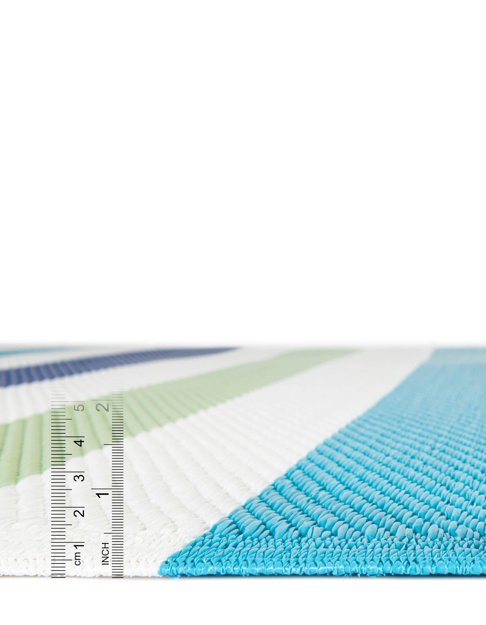 2' x 6' Easy-Clean Vista Breeze Indoor / Outdoor Runner Rug