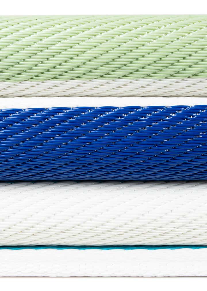 2' x 6' Easy-Clean Vista Breeze Indoor / Outdoor Runner Rug