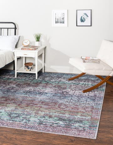 3' 3 x 3' 3 Renaissance Square Rug