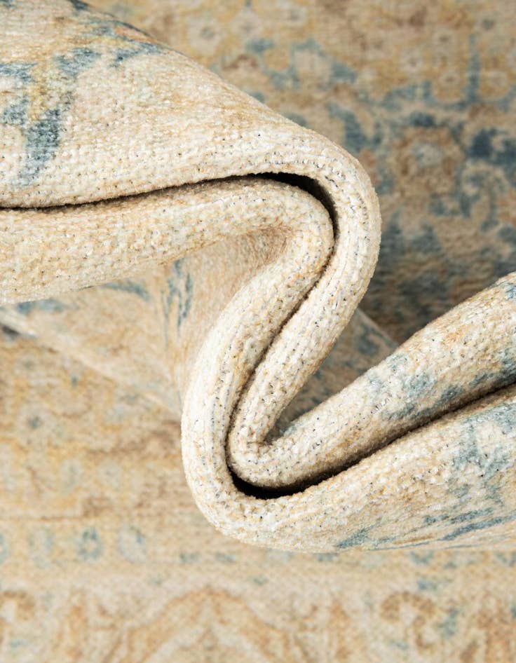 Detail image of 3' 11 x 5' 11 Boutique Rug