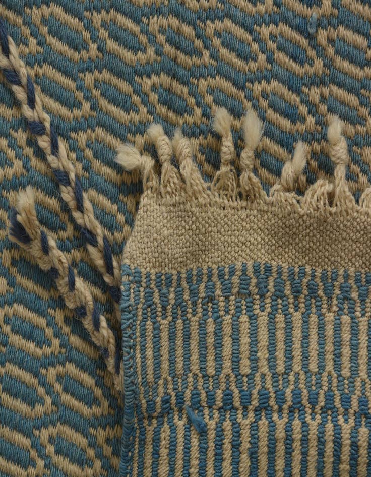 Detail image of 9' 10 x 14' 10  Hand Knotted Moroccan Wool Rug