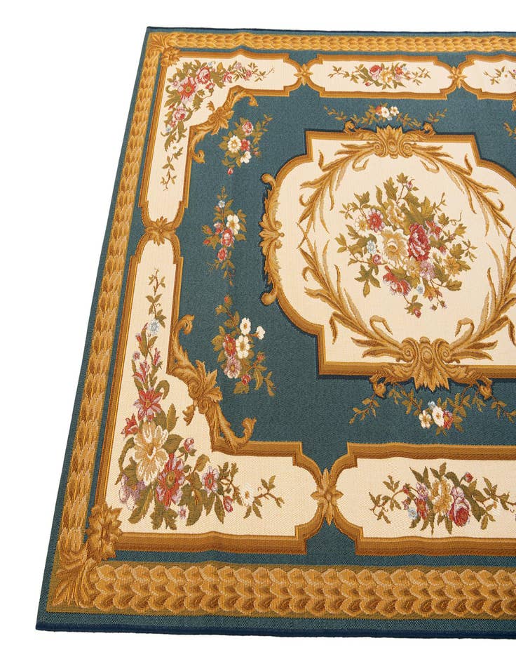 Detail image of 5' 2 x 7' 7  Washable Traditional Indoor / Outdoor Rug