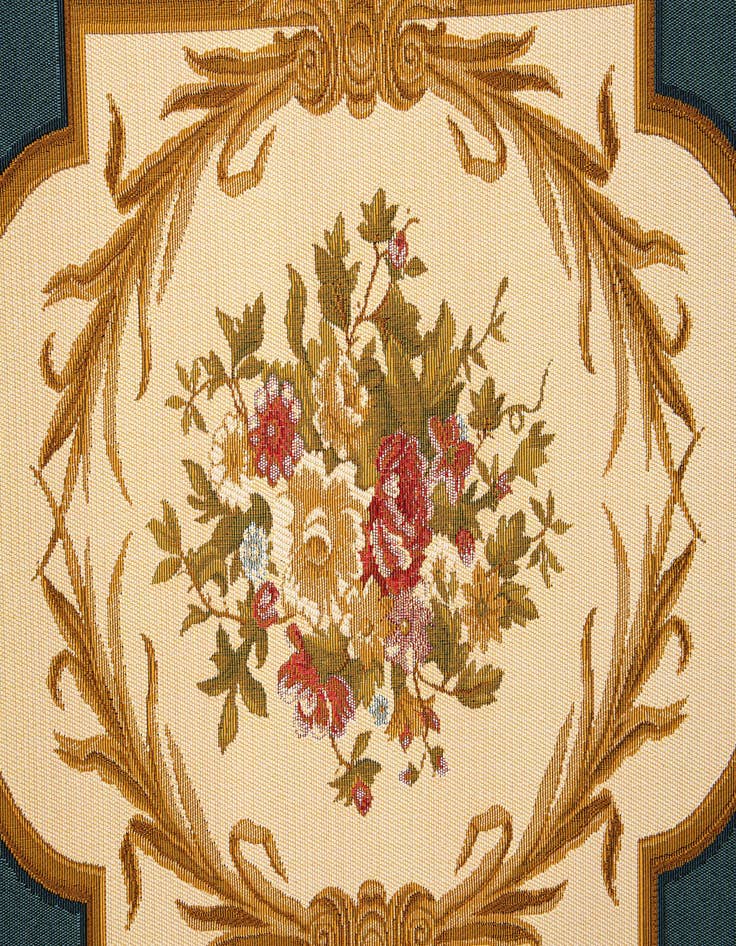 Detail image of 5' 2 x 7' 7  Washable Traditional Indoor / Outdoor Rug