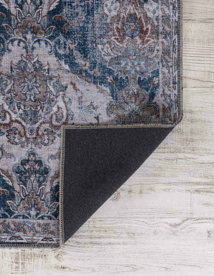Detail image of 5' 3 x 8' Yara Rug