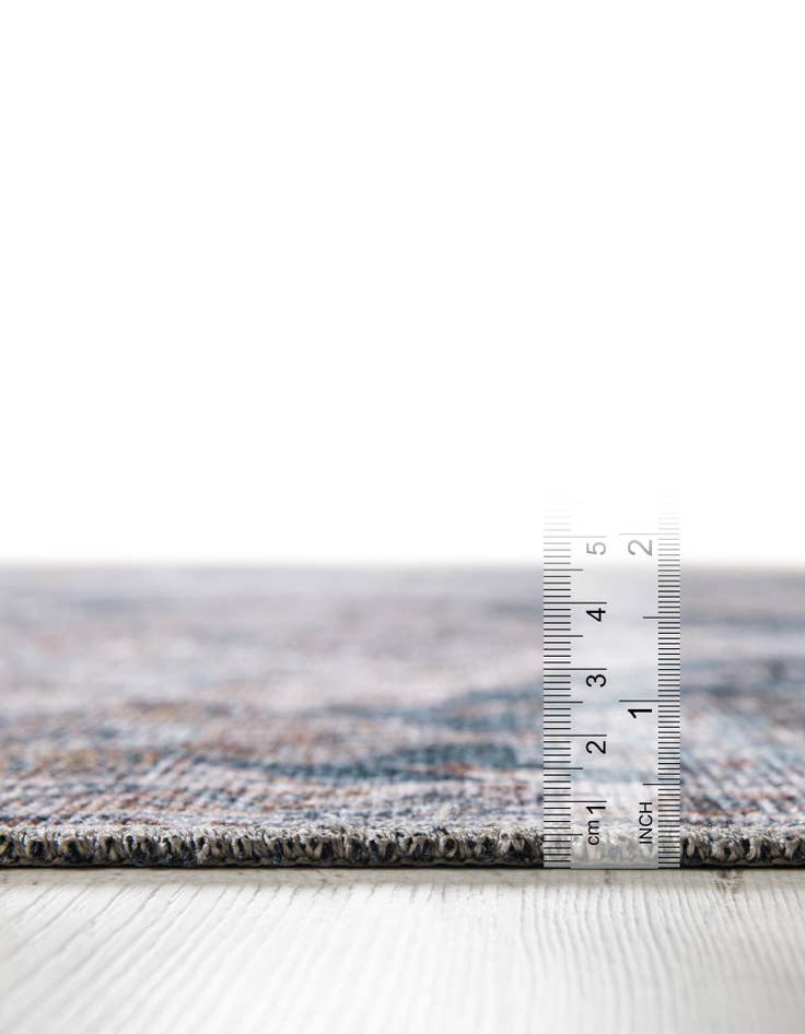 Detail image of 4' x 4' Yara Round Rug