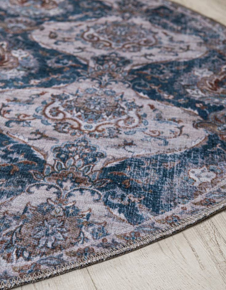 Detail image of 4' x 4' Yara Round Rug