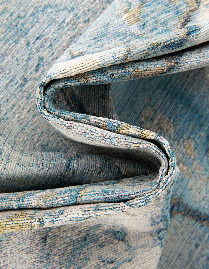 Detail image of 7' 10 x 7' 10  Washable Modern Indoor / Outdoor Square Rug