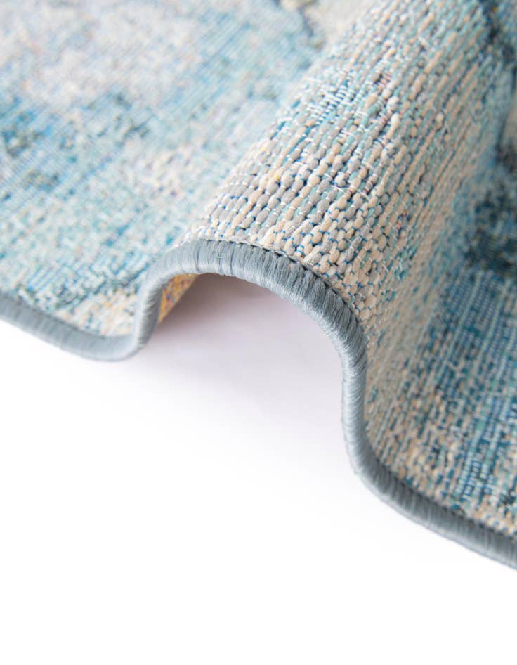 Detail image of 7' 10 x 7' 10  Washable Modern Indoor / Outdoor Square Rug