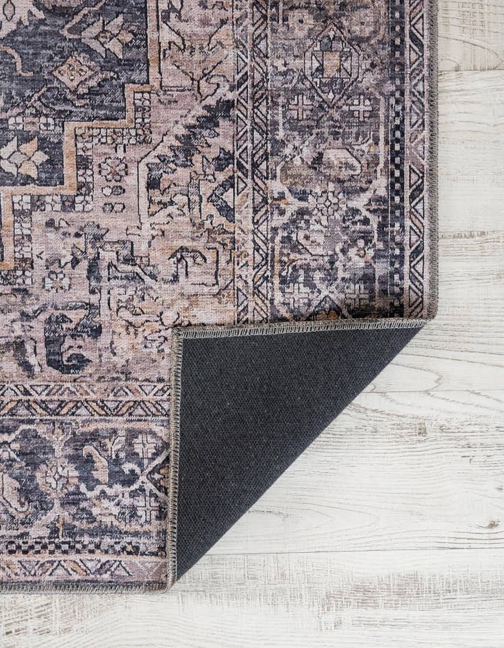 Detail image of 7' 10 x 7' 10 Yara Square Rug