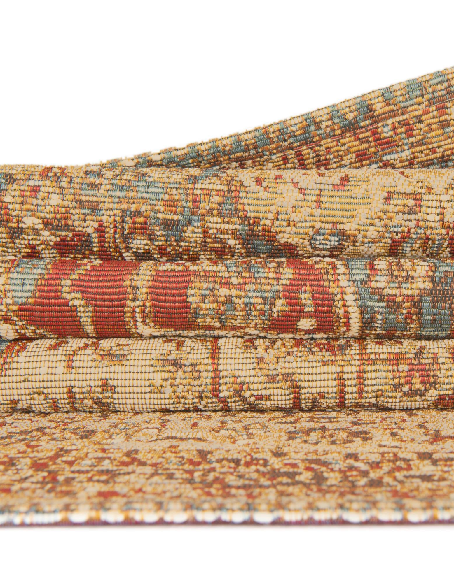 5' 3 x 8' Easy-Clean Traditional Indoor / Outdoor Rug