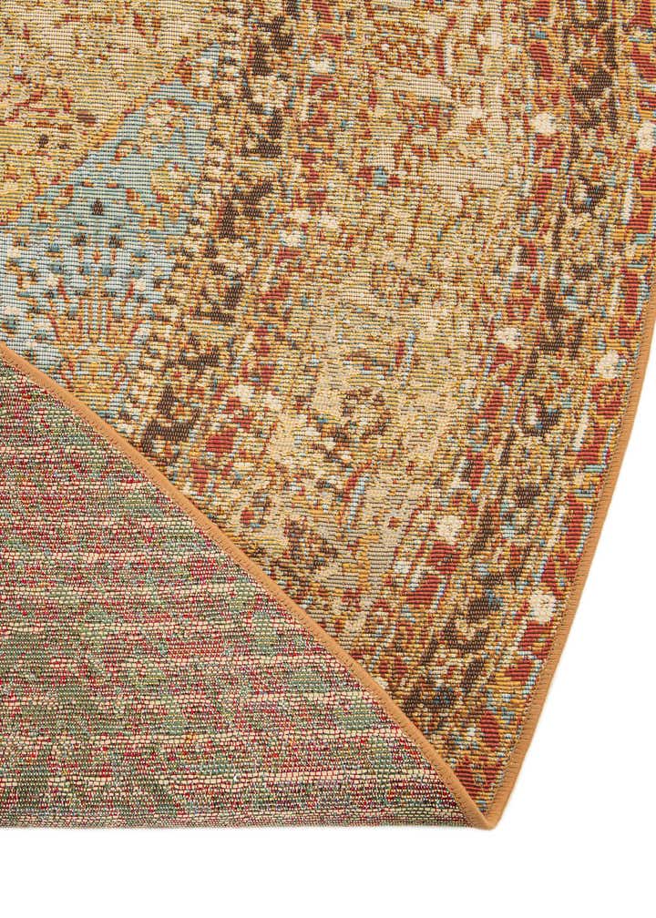 5' 3 x 5' 3 Easy-Clean Traditional Indoor / Outdoor Round Rug