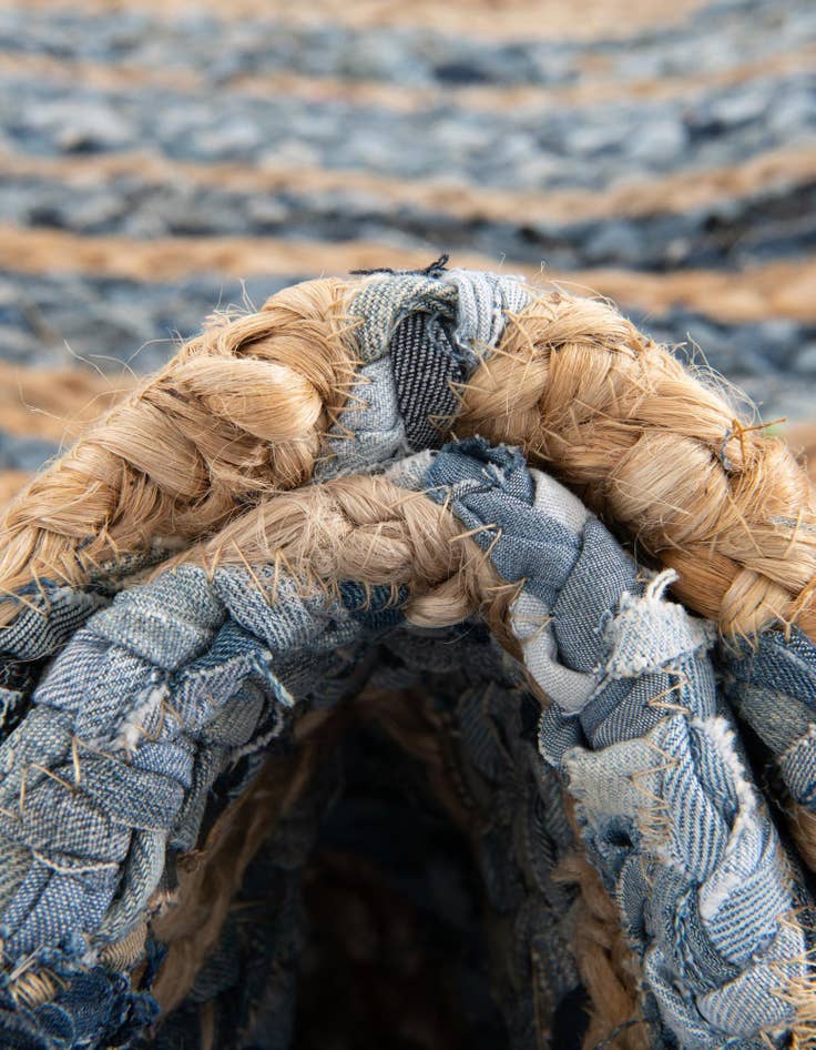 Detail image of 8' x 8'  Hand Braided Chindi Round Rug