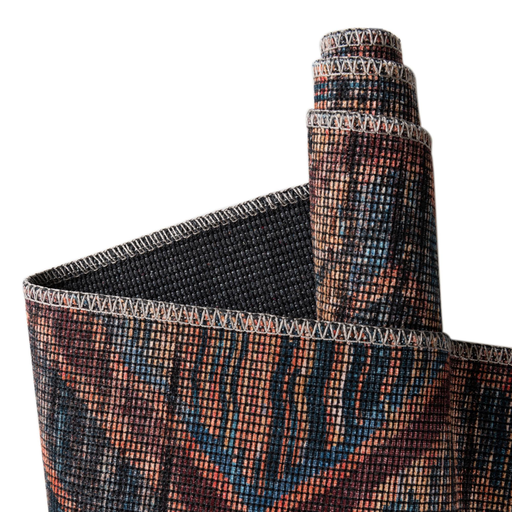 5' 3 x 5' 3 Washable Sisu Square Rug