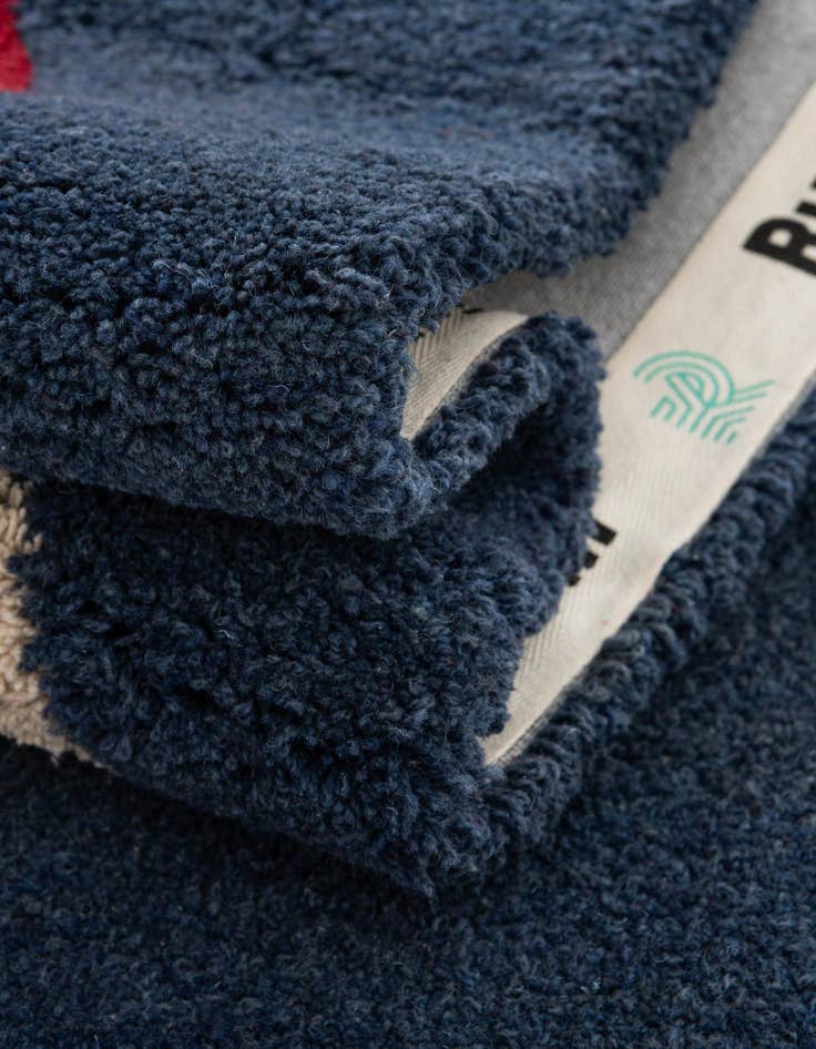 Detail image of 7' 10 x 10' Handtufted Wool Rug