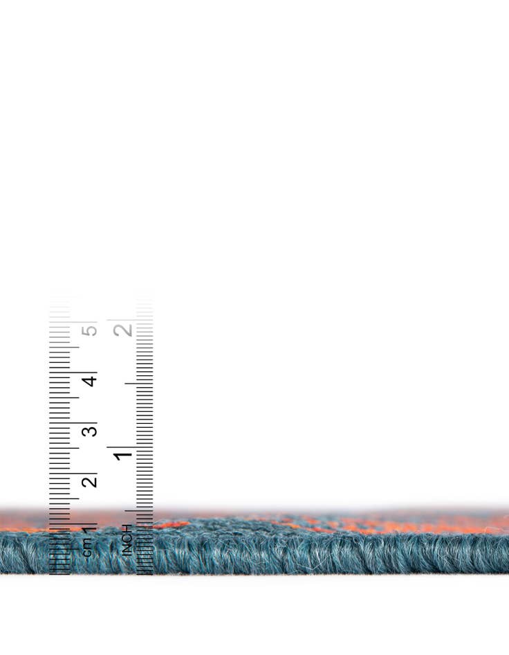 Detail image of 7' 10 x 10' Washable Lattice Indoor / Outdoor Rug