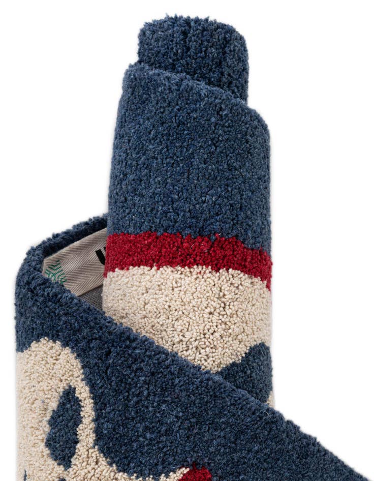 Detail image of 2' x 8' Handtufted Wool Runner Rug