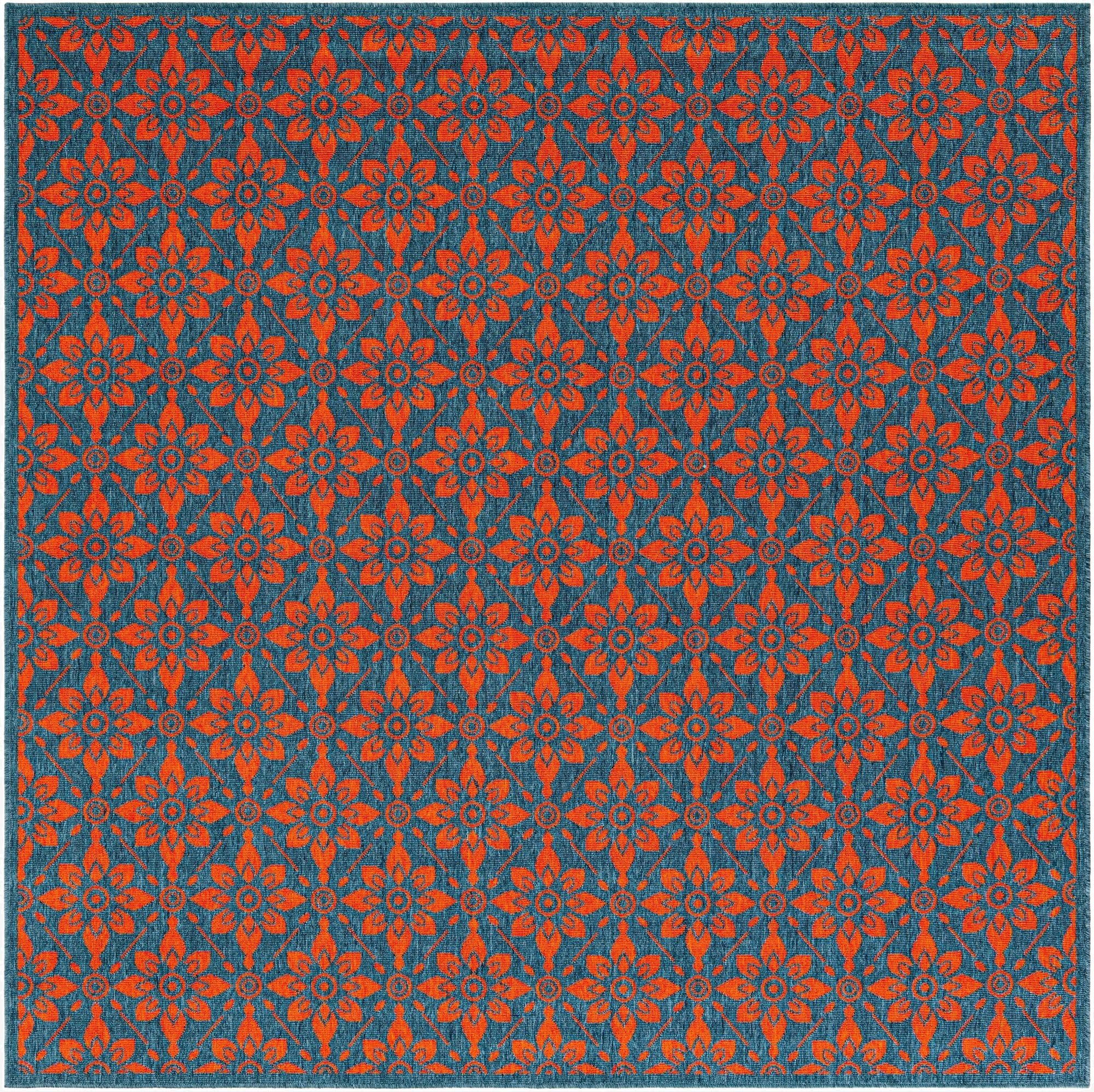 7' 10 x 7' 10 Washable Lattice Indoor / Outdoor Square Rug