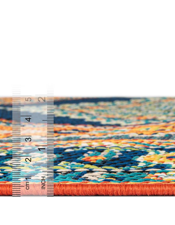 Detail image of 5' 3 x 8' Easy-Clean Baja Indoor / Outdoor Rug