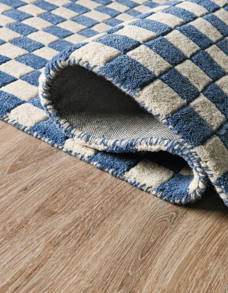 Detail image of 2' x 6' 1 Hand Tufted Wool Runner Rug