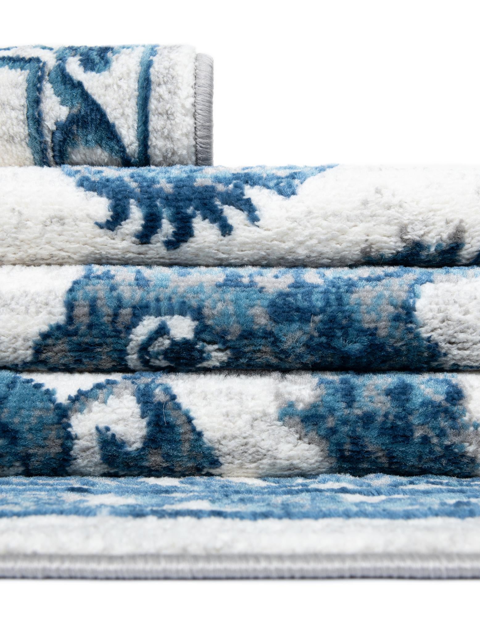 10' x 10' Boston Square Rug
