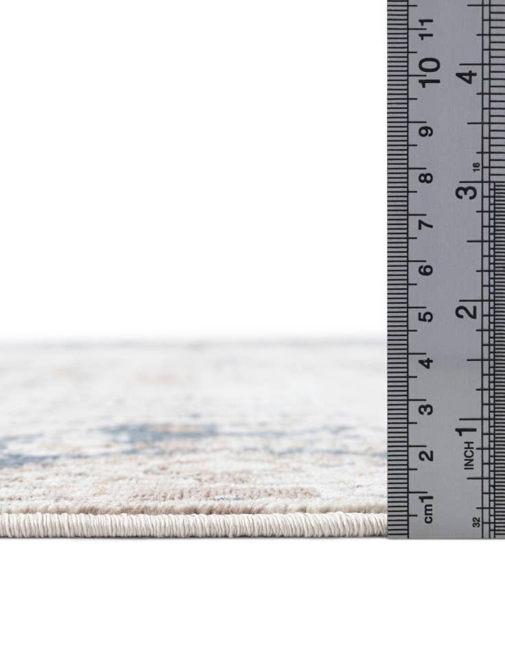 Detail image of 7' x 7' Eliza Square Rug