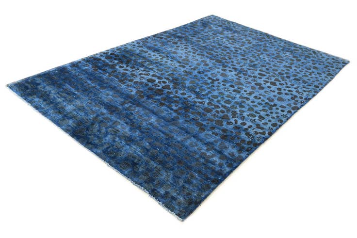 Detail image of 6' 3 x 9' 9 Hand Knotted Darya Wool Rug