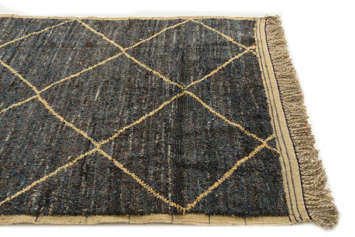 5' x 8' 2 Hand Knotted Moroccan Wool Rug