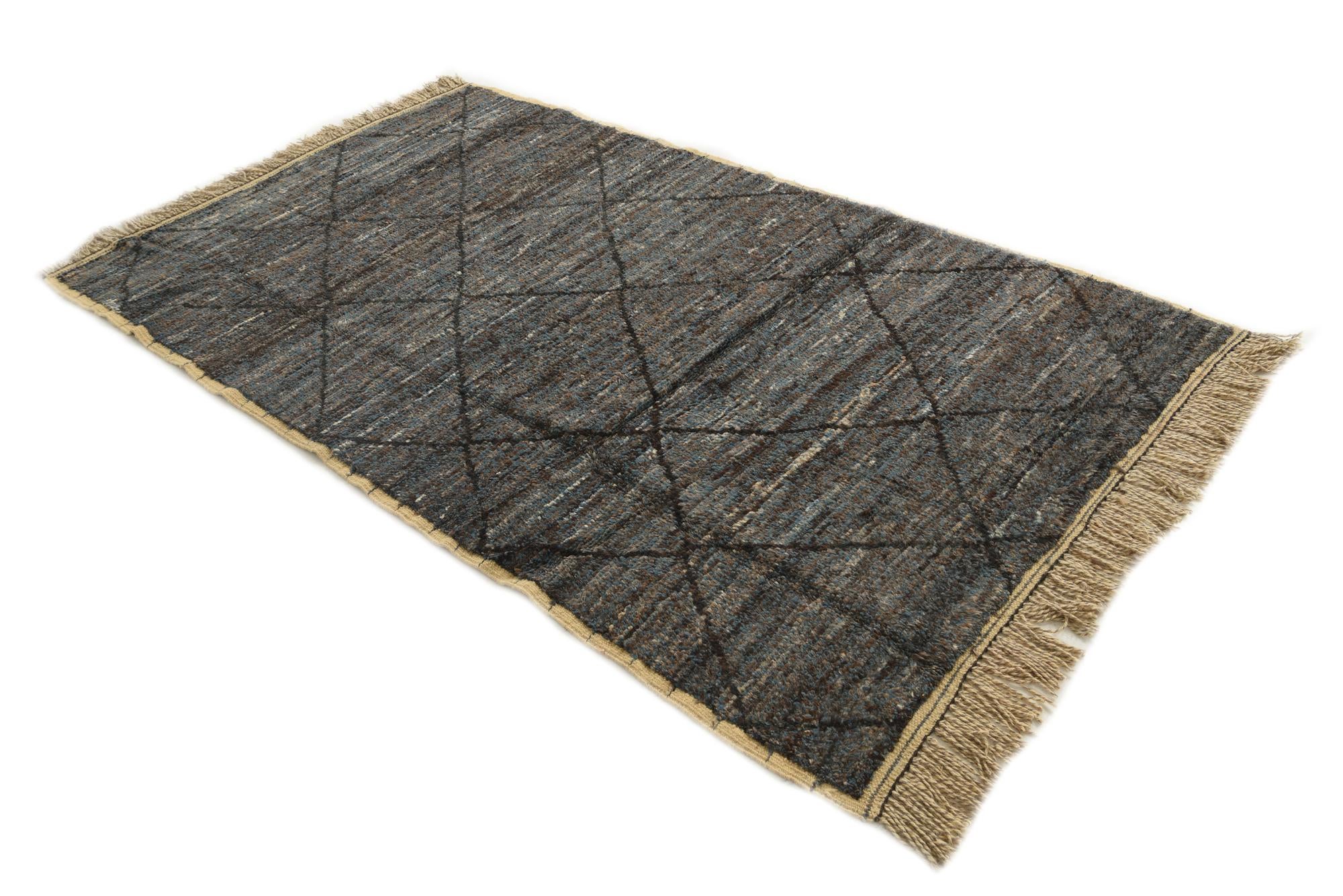 5' x 8' 5 Hand Knotted Moroccan Wool Rug