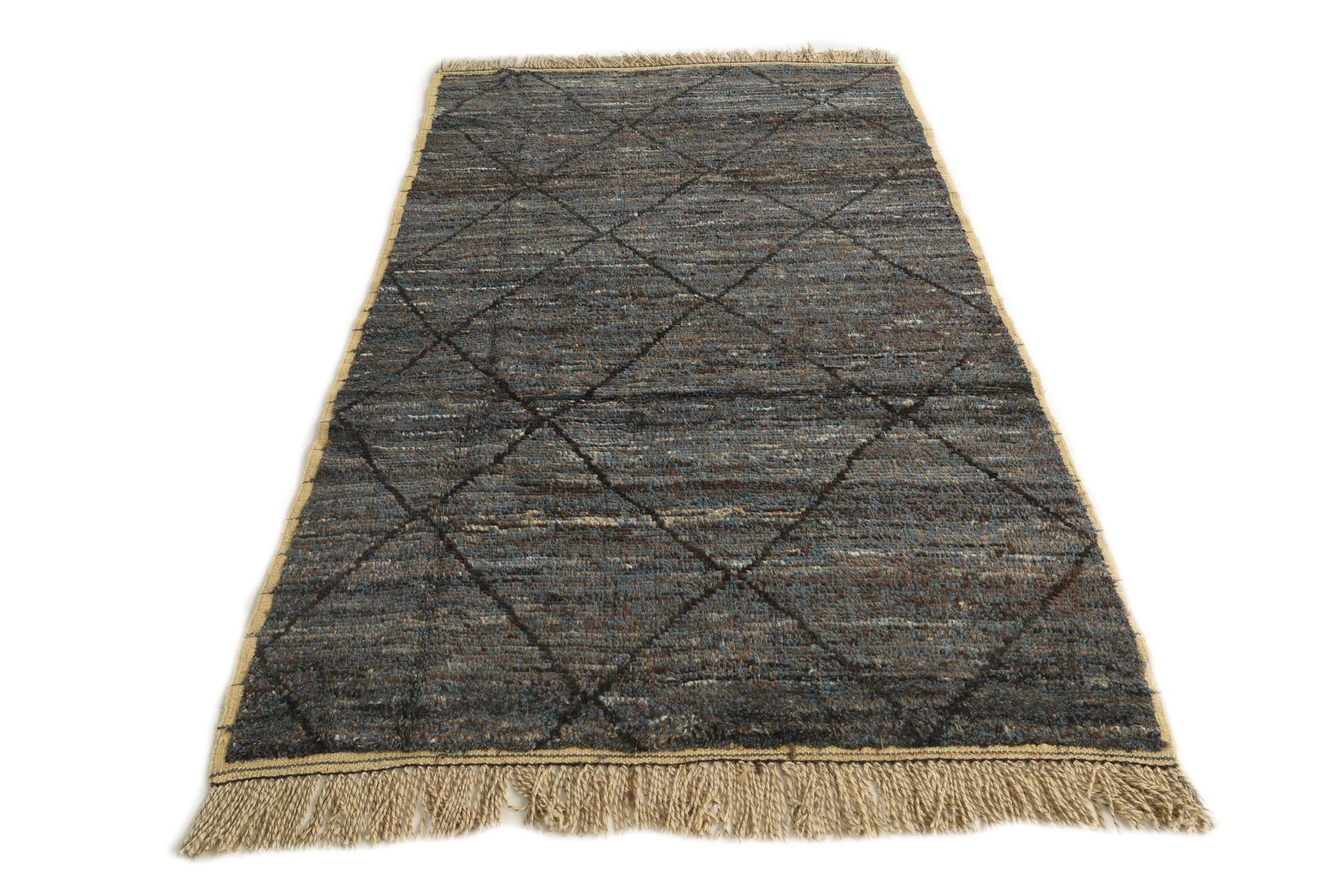 5' x 8' 5 Hand Knotted Moroccan Wool Rug
