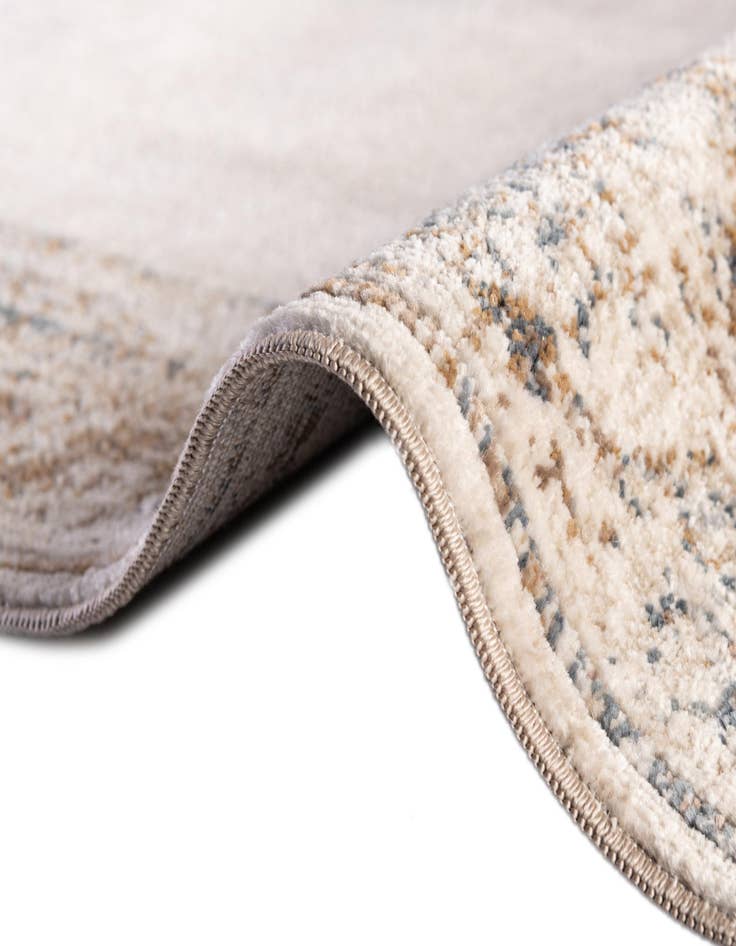 Detail image of 7' 10 x 10' Villa Rug