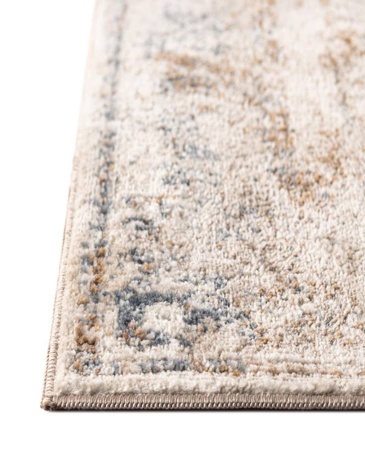 Detail image of 7' x 7' Villa Square Rug