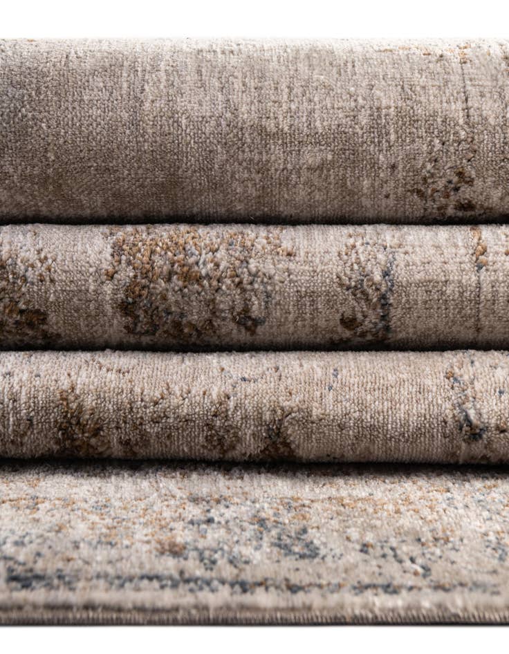 Detail image of 7' x 7' Villa Square Rug