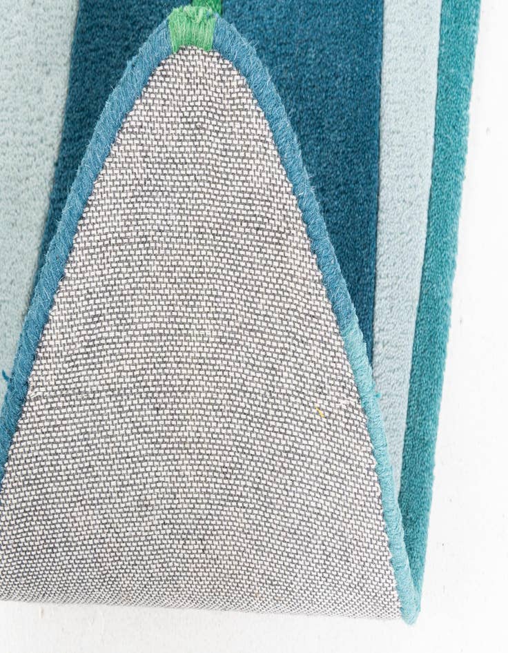 Detail image of 2' x 8' 10 SurfBoard Wool Freeform Rug