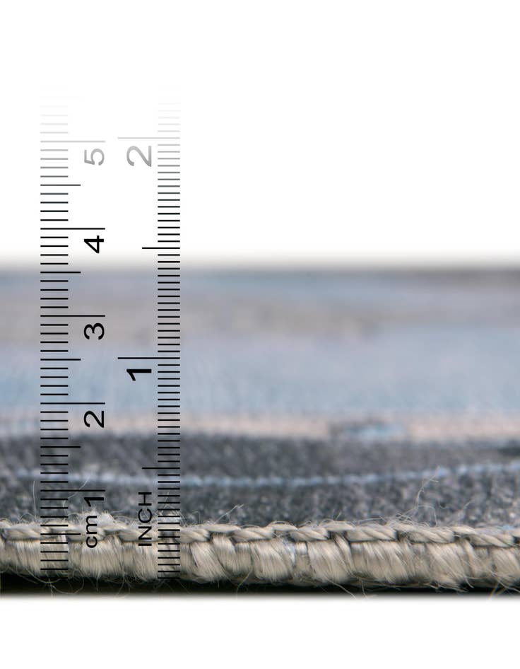 Detail image of 4' x 6' Washable Timeless Oval Rug