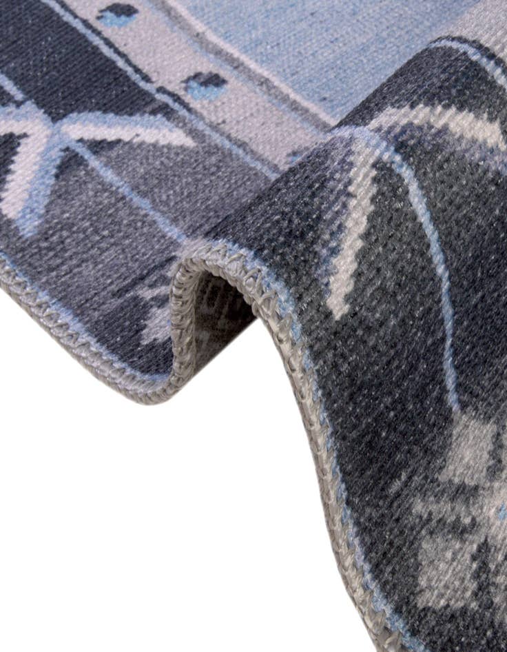 Detail image of 4' x 6' Washable Timeless Oval Rug