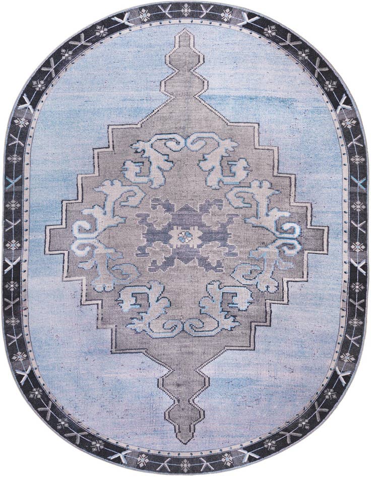 Detail image of 7' 6 x 10' 6 Washable Timeless Oval Rug