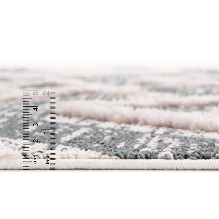 Detail image of 4' x 6' Cherokee Rug