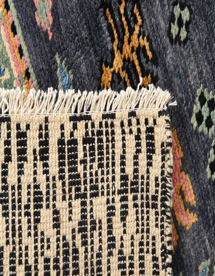 Detail image of 8' x 10' 2 Hand Knotted Darya Rug