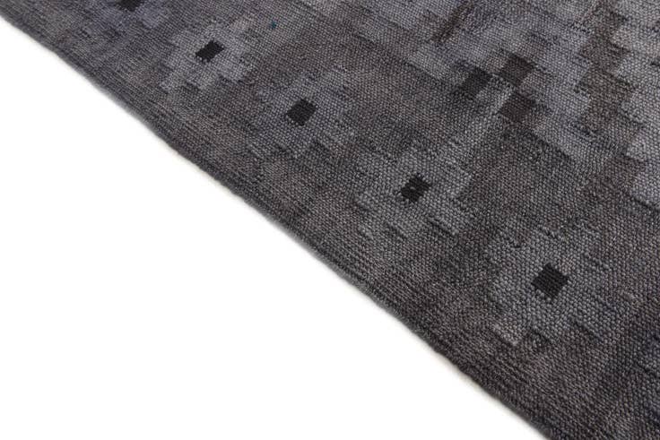 Detail image of 6' 5 x 9' 7 Hand Woven Kilim Fars Rug