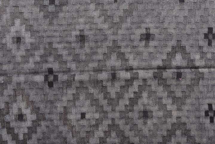6' 5 x 9' 7 Hand Woven Kilim Fars Rug